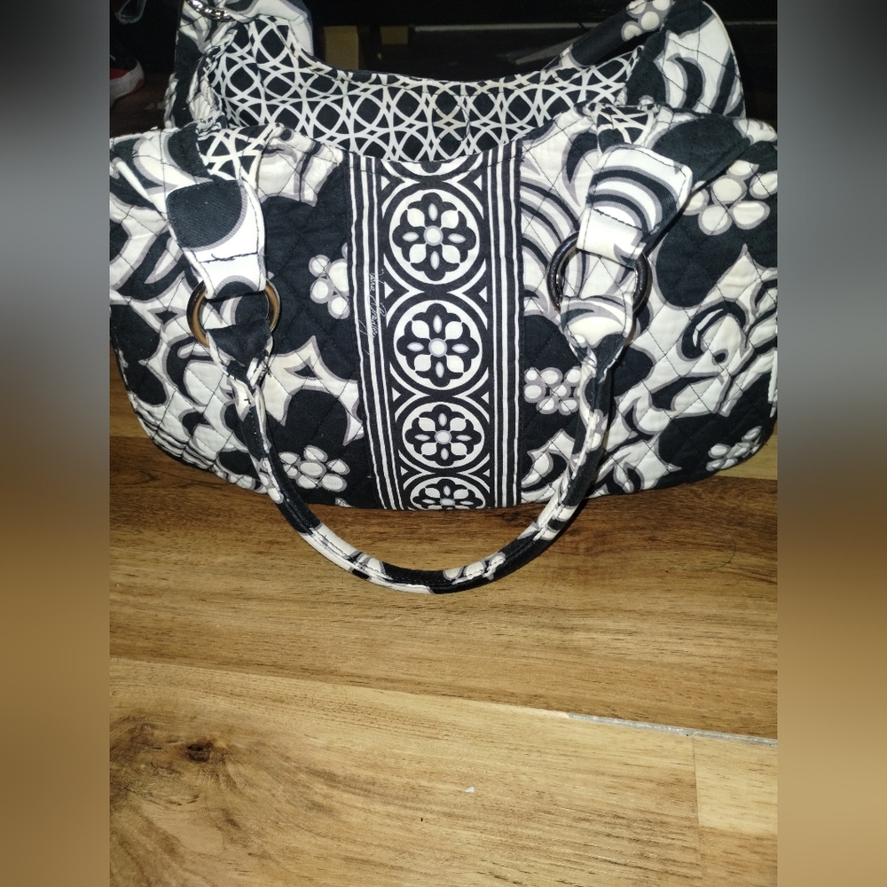 Vera Bradley Black And White Floral Purse - Picture 3 of 11